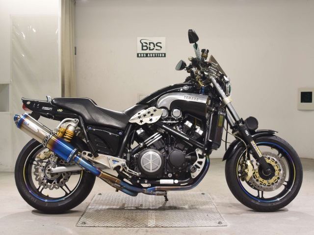 Yamaha V-MAX1200 2005