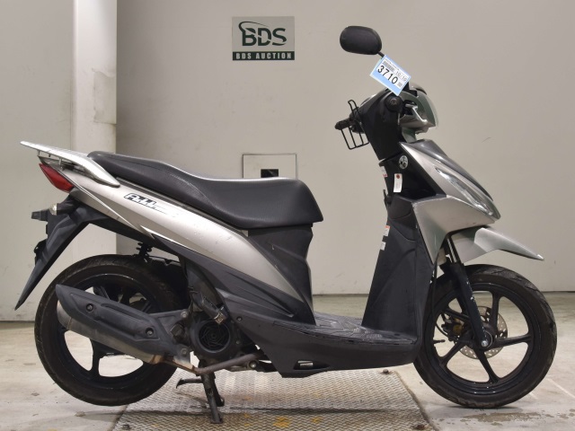 Suzuki ADDRESS V110