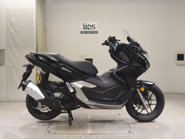 Honda ADV 160