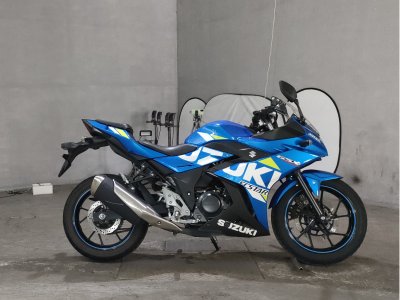 Suzuki GSX250R