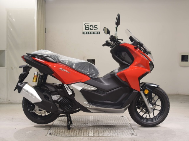 Honda ADV 160 2025