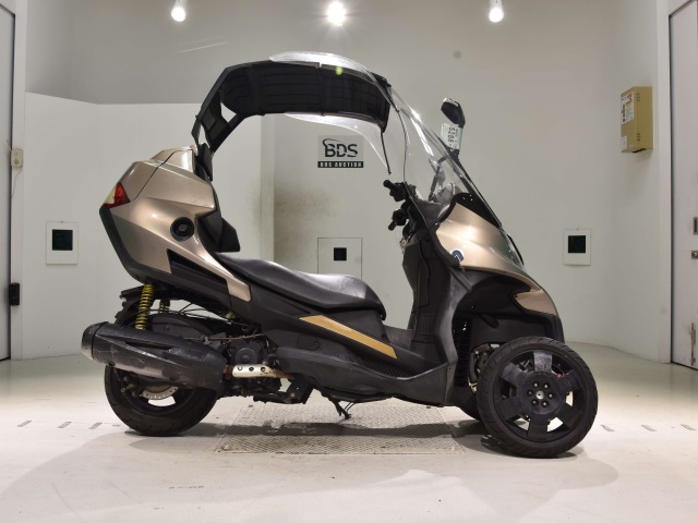 ADIVA AD TRE200 2013