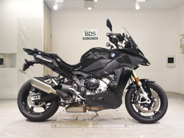 BMW S1000XR 2022