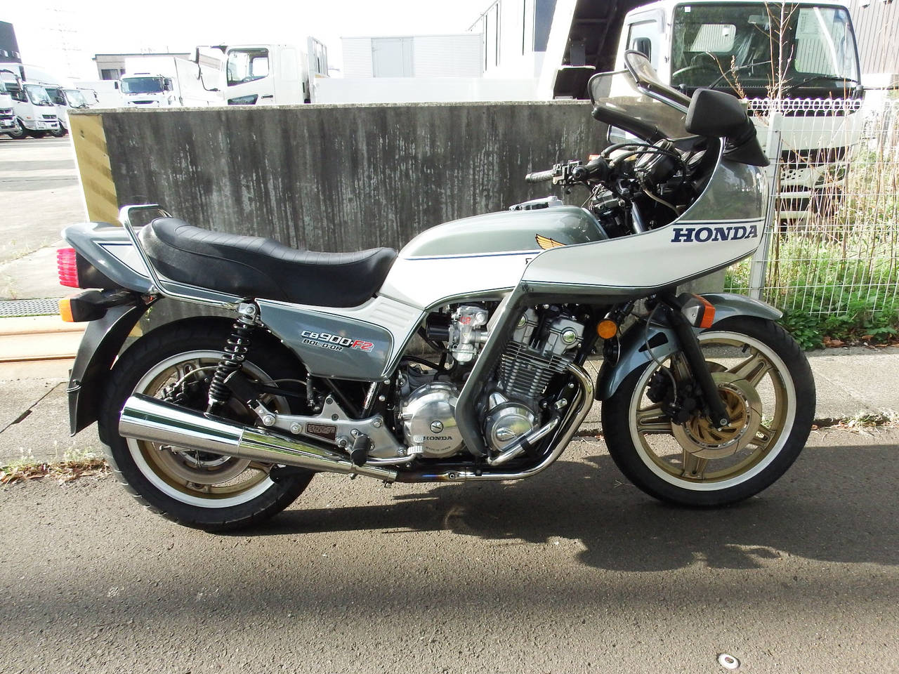 Honda CB900 BOLDOR 2022