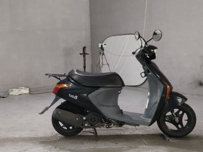 Suzuki LETS5