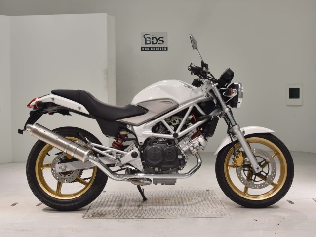 Honda VTR250 2011