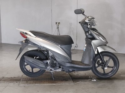 Suzuki ADDRESS V110