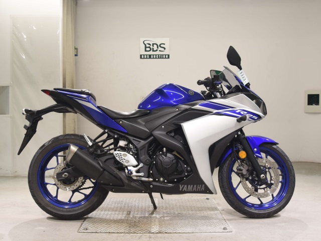 Yamaha YZF-R25A 2016