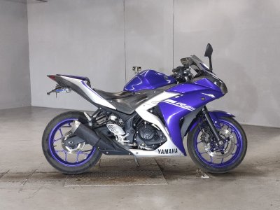 Yamaha YZF-R25 2017