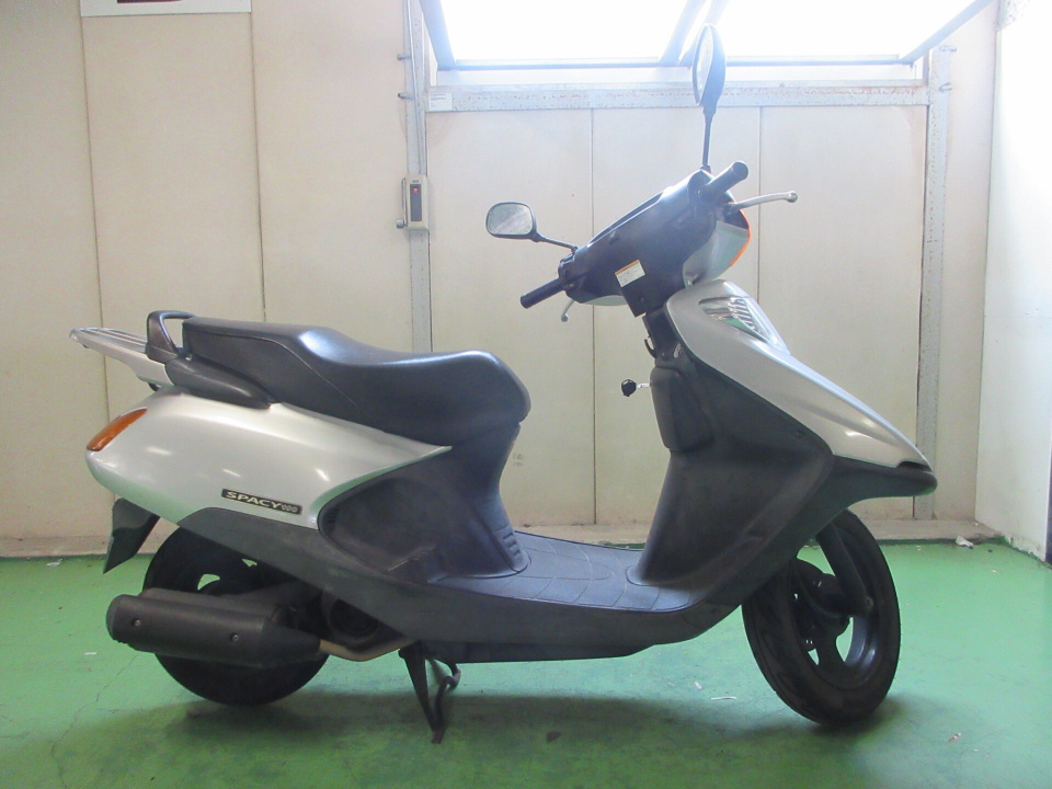 Honda SPACY100 2006