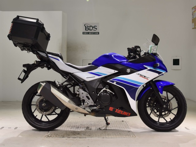 Suzuki GSX250R
