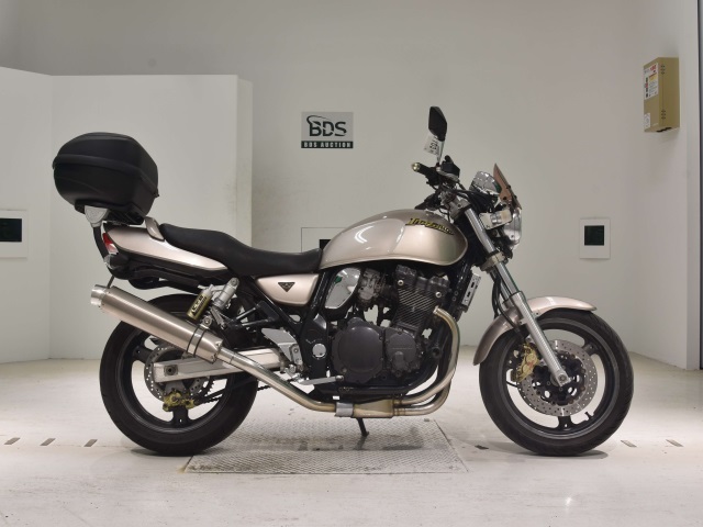 Suzuki GSX400 INAZUMA 1999