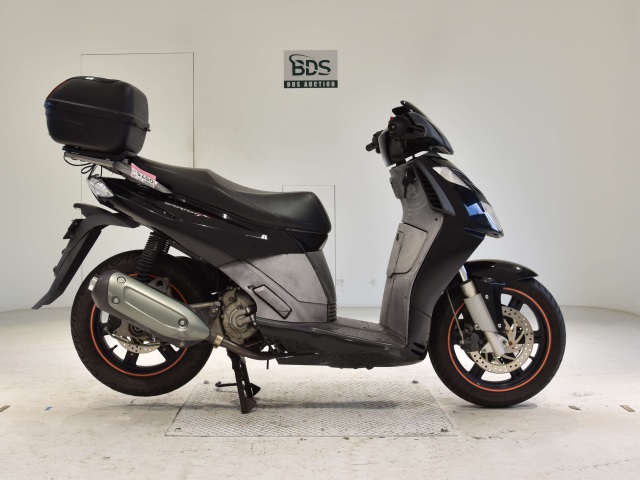 Aprilia SPORTCITY250 2009