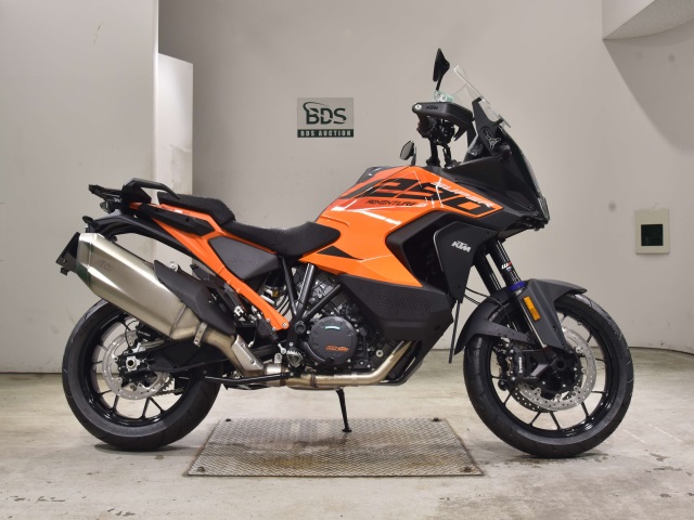 KTM 1290 SUPER ADVENTURE S 2025