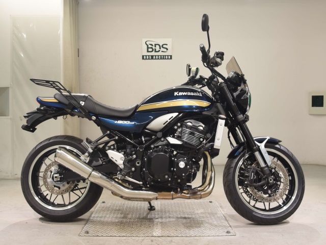Kawasaki Z900RS 2023