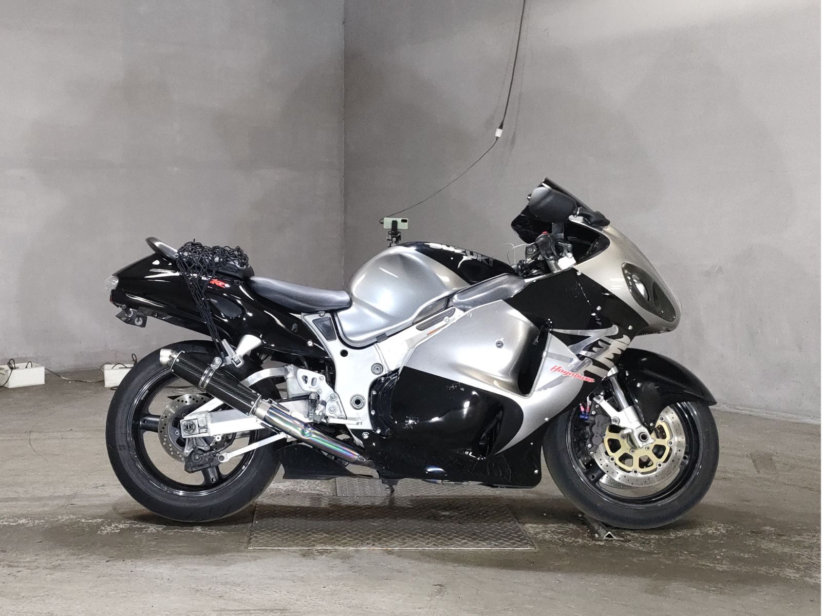Suzuki GSX1300R HAYABUSA 2002