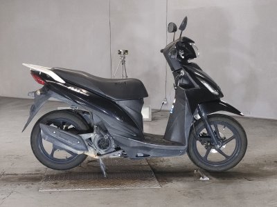 Suzuki ADDRESS V110