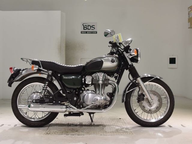 Kawasaki W800 2012