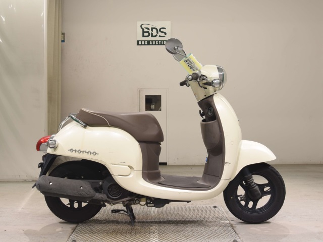 Honda GIORNO 2011