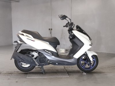 Yamaha MAJESTY 155S