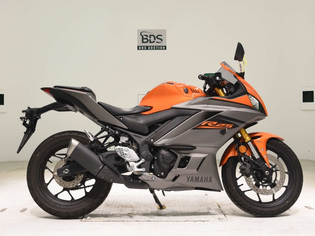 Yamaha YZF-R25A 2022