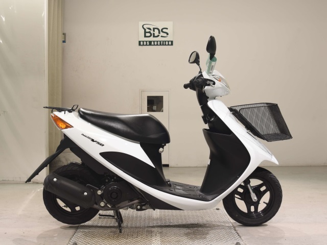 Suzuki ADDRESS V50