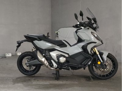 Honda X-ADV750 2023