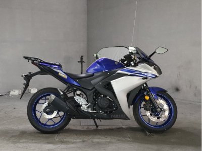 Yamaha YZF-R25 2016