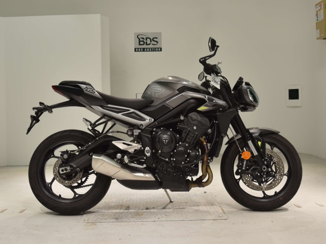 Triumph STREET TRIPLE R 2023