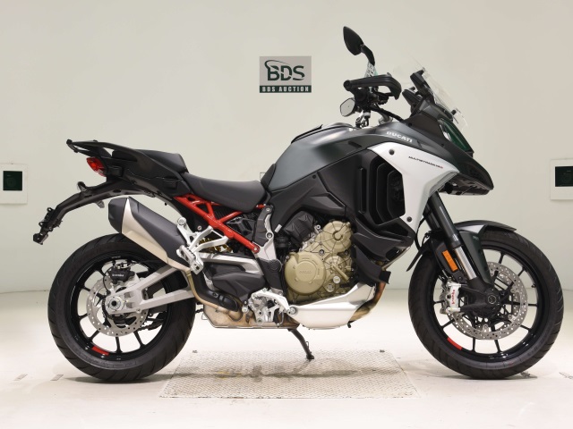 Ducati MULTISTRADA V4 2025