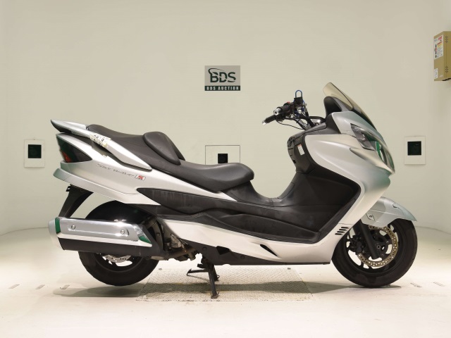 Suzuki SKYWAVE 250S