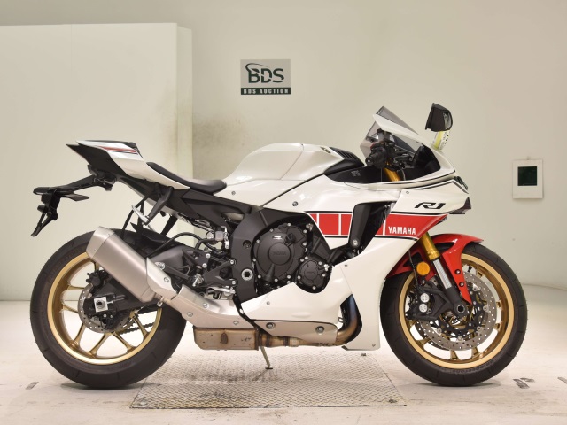 Yamaha YZF-R1 2022