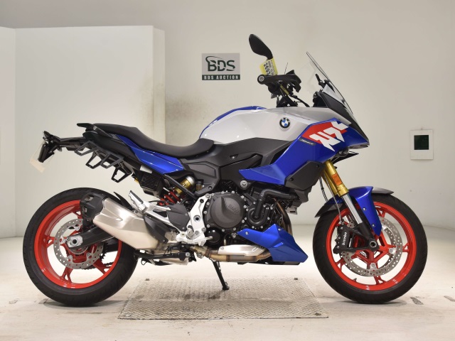 BMW F900XR 2025