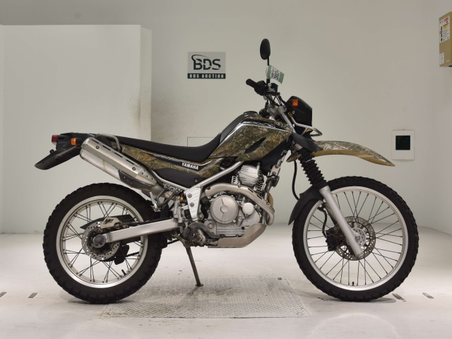 Yamaha SEROW XT250 2010