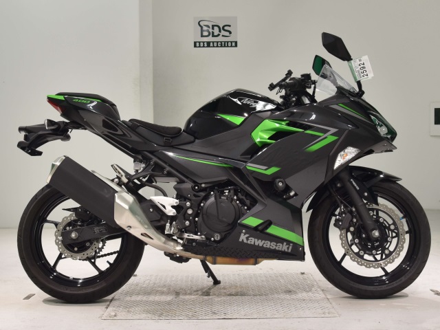 Kawasaki NINJA400 2023
