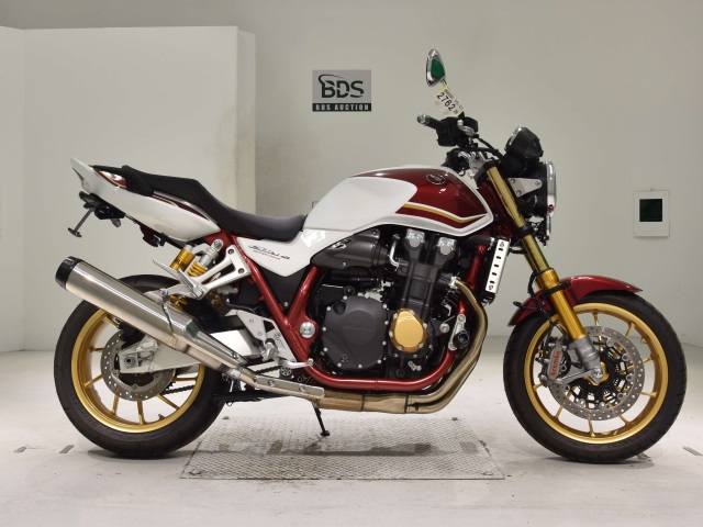 Honda CB1300SF 2023