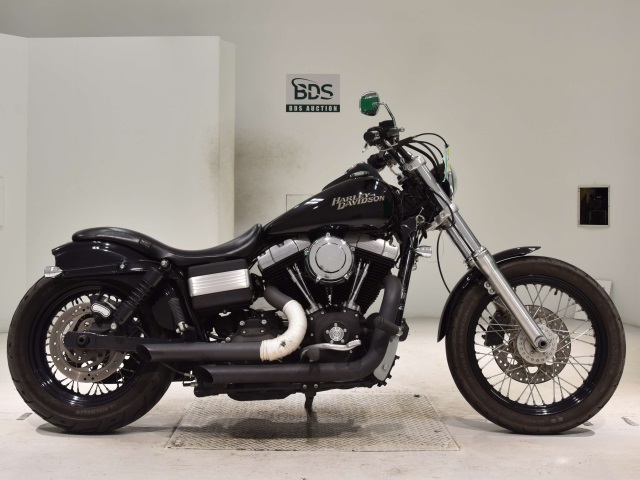 HD STREETBOB FXDB1580 2011