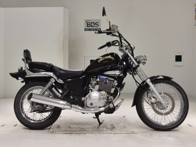 Suzuki GZ125HS 2006