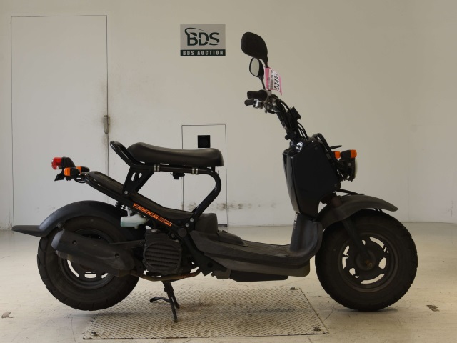 Honda ZOOMER 2001