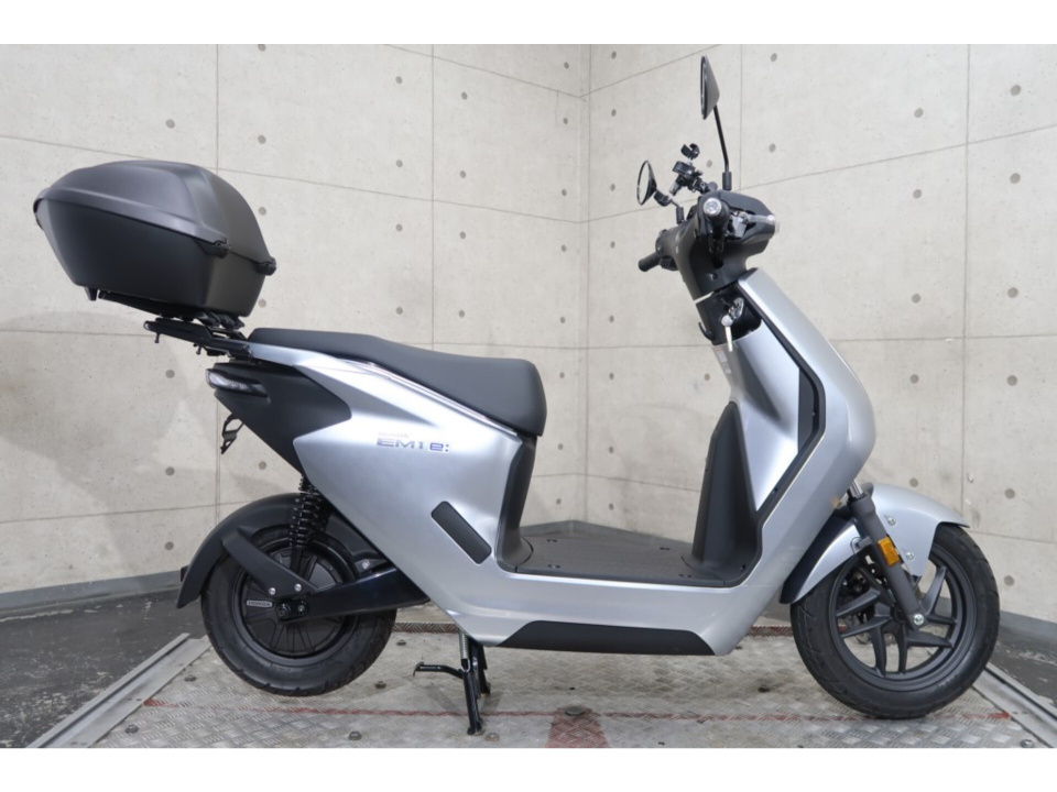 Honda EM1E: 2023