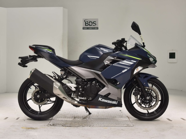 Kawasaki NINJA400 2021