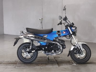 Honda DAX125 2022