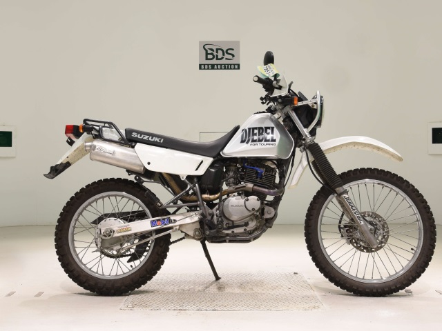 Suzuki DJEBEL200