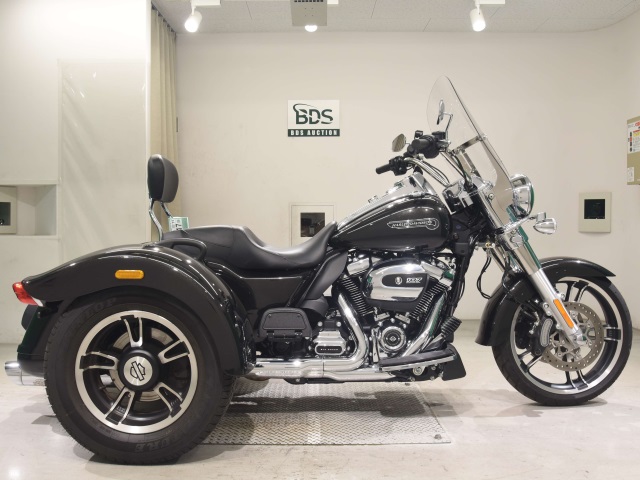 HD FREEWHEELER FLRT1750 2016