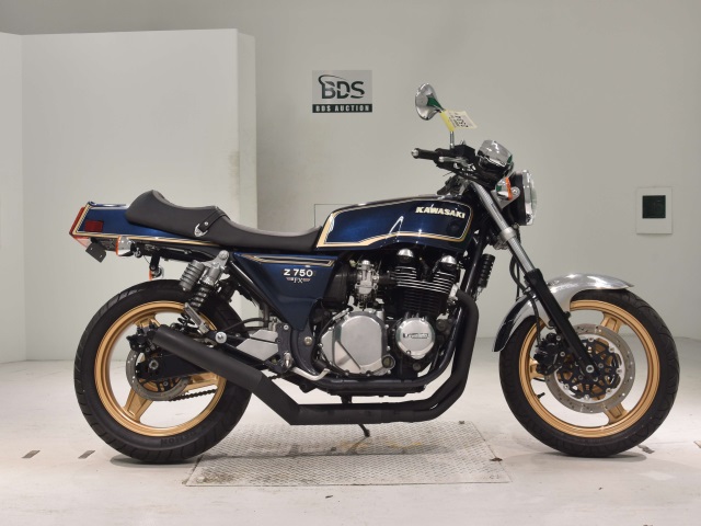 Kawasaki ZEPHYR750