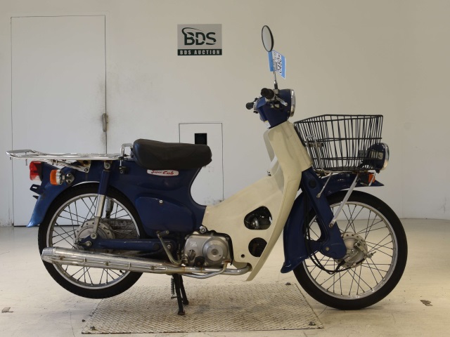 Honda C50 2005