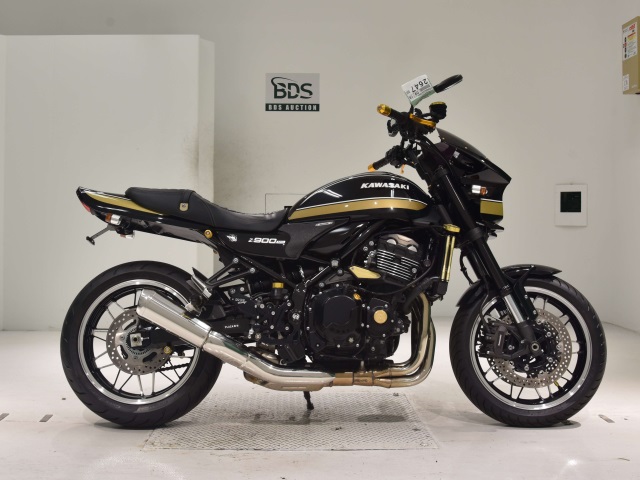 Kawasaki Z900RS 2021