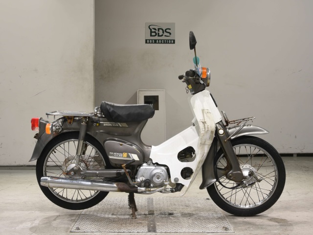 Honda C50 1986