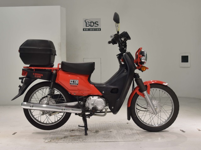 Honda CC110 CROSSCUB 2016