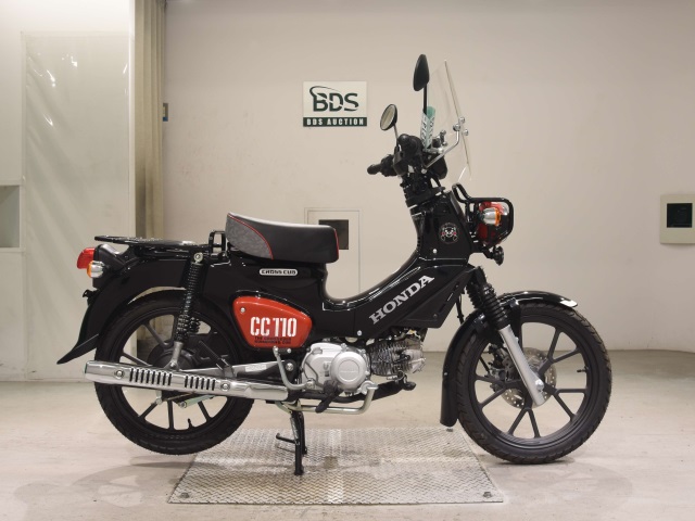 Honda CC110 CROSSCUB 2022